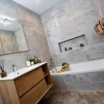 Apartment Honeycomb Designer